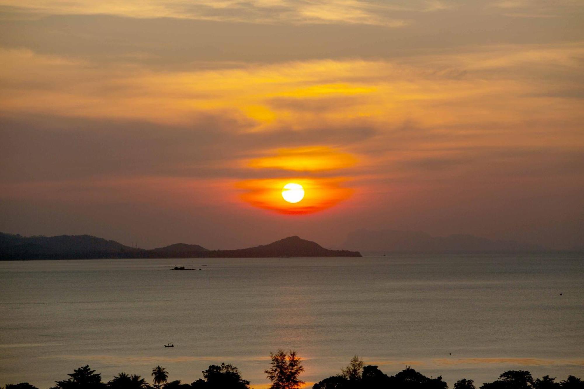 Sunset Estates - Samui Luxury Villas Choeng Mon Kültér fotó